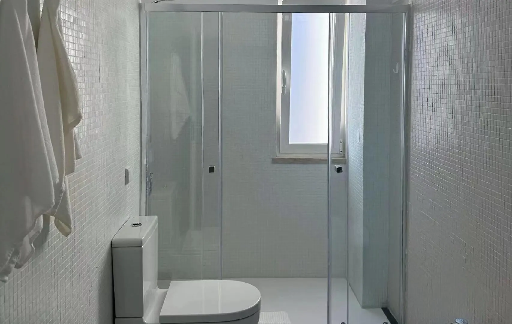 Simple Comfy Room Near Metro & Airport Lisboa 0*,